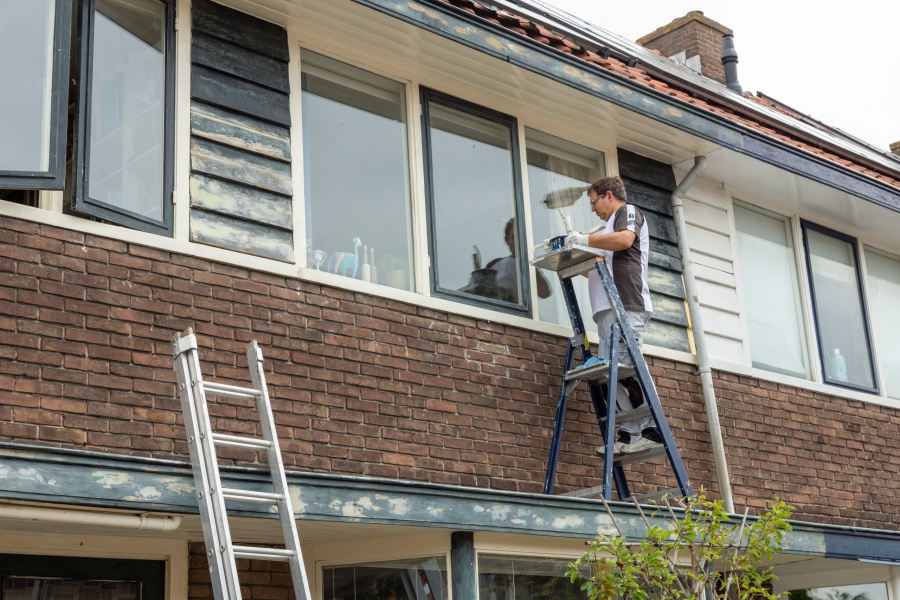 Aflakken van de verdieping
